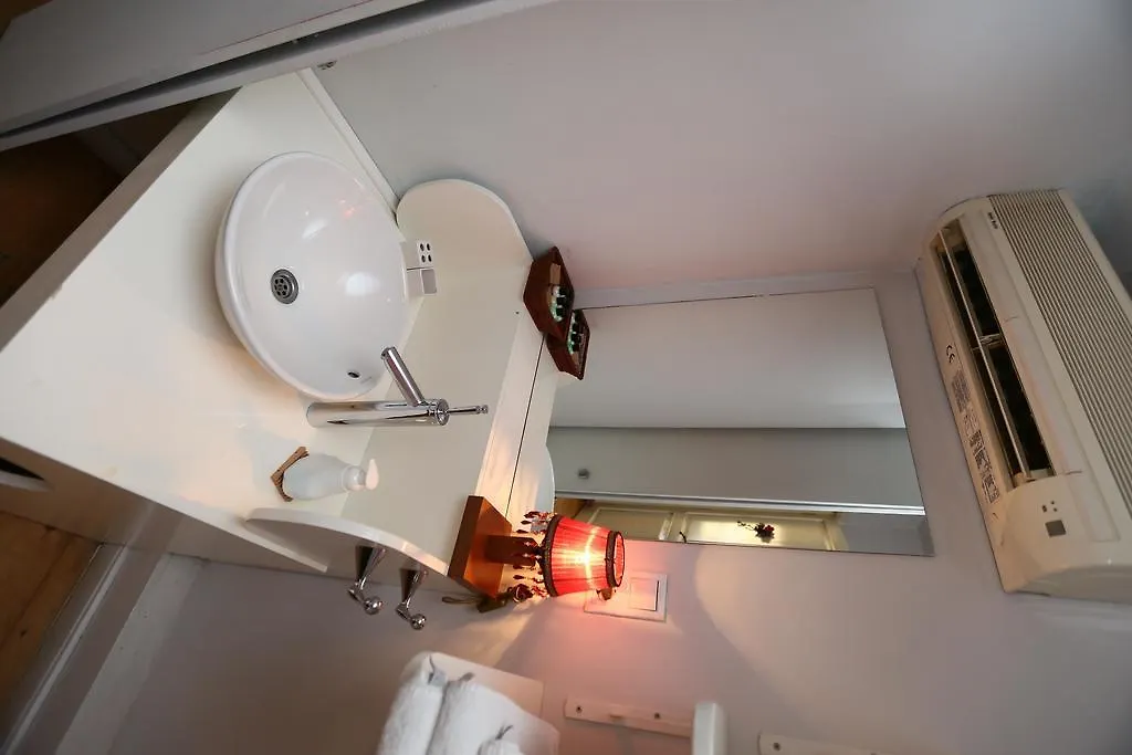 Noble House Galata Bed & Breakfast İstanbul 3*,  Türkiye