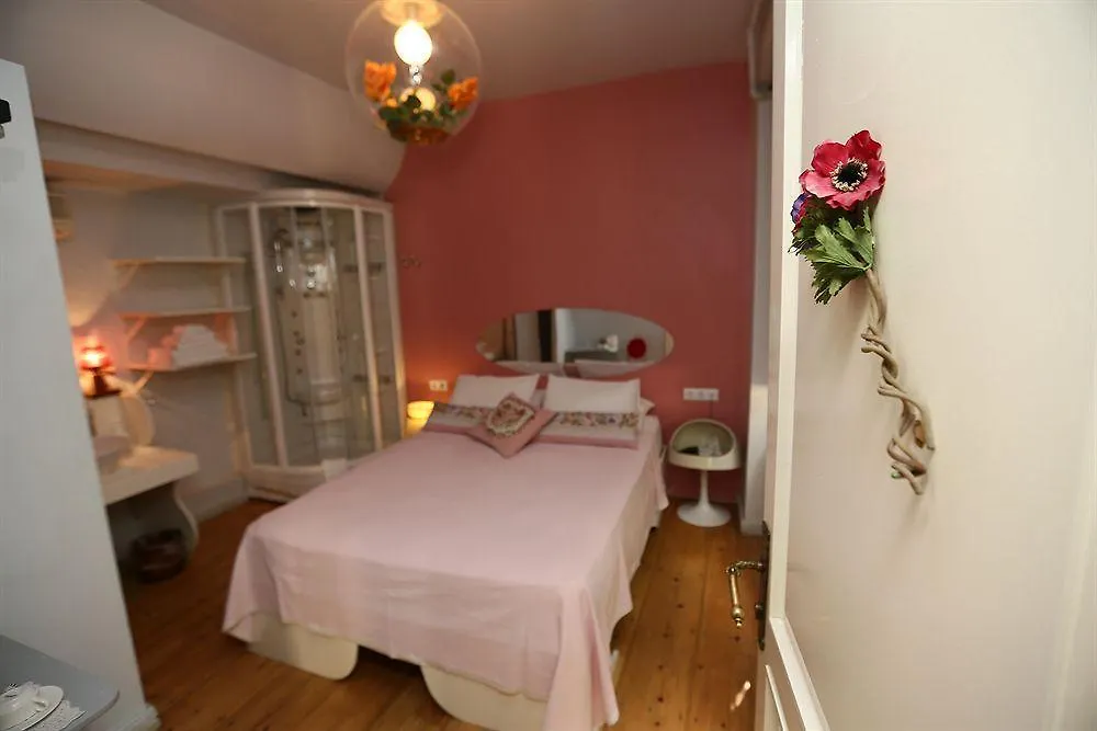 Noble House Galata Bed & Breakfast İstanbul