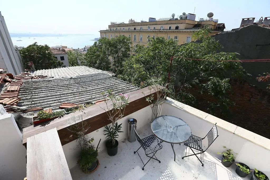 Noble House Galata Bed & Breakfast İstanbul